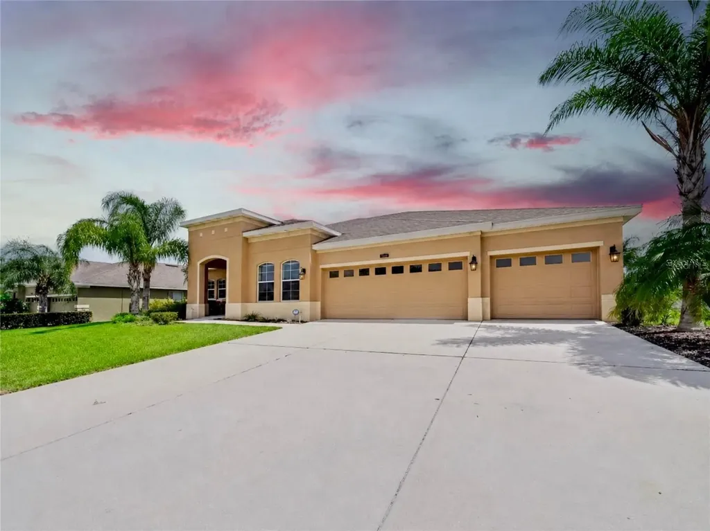 428 Palastro Avenue Auburndale FL 33823