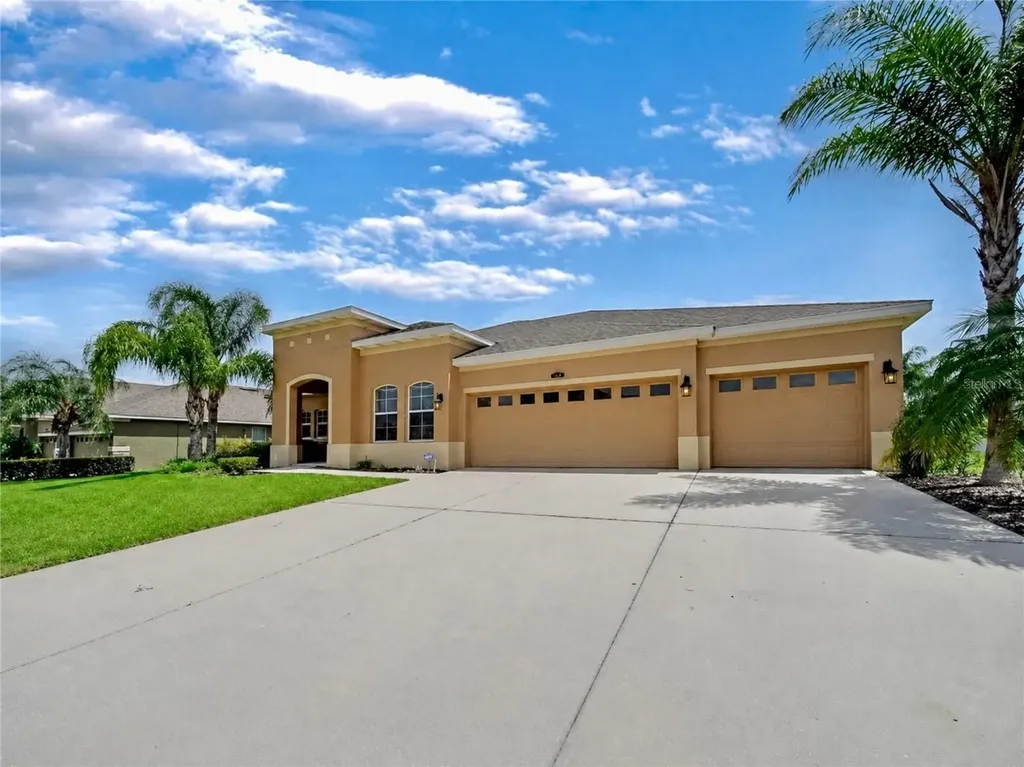 428 Palastro Avenue Auburndale FL 33823