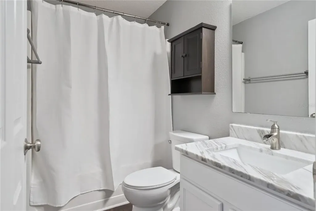 2333 Foxtree Road Tavares FL 32778