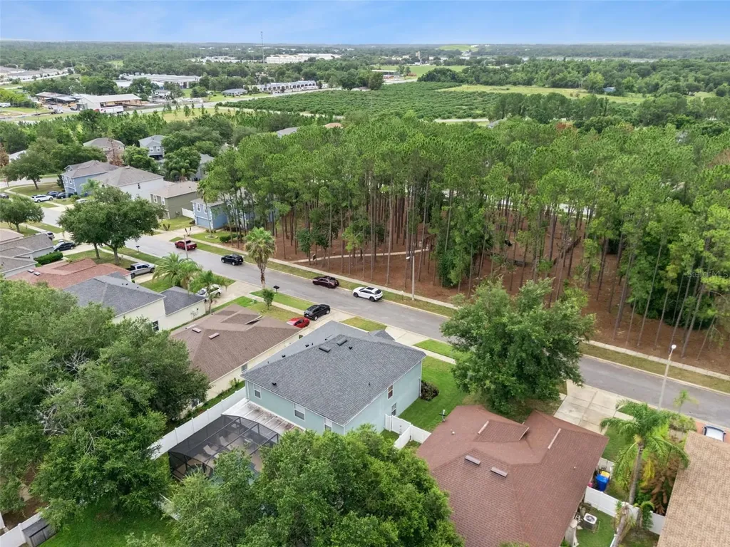 2333 Foxtree Road Tavares FL 32778