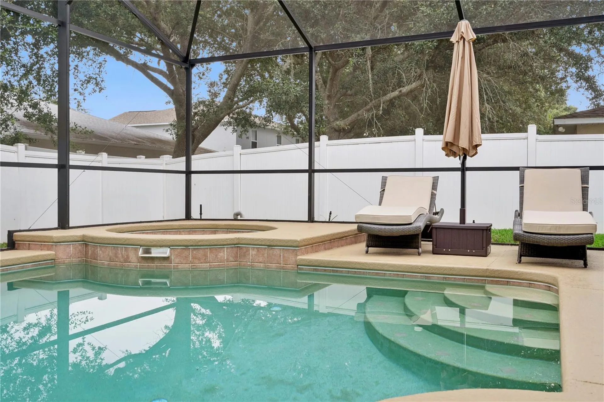 2333 Foxtree Road Tavares FL 32778