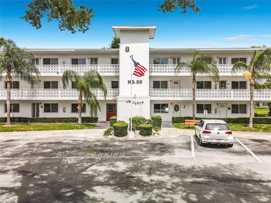 8101 113th Street Seminole FL 33772