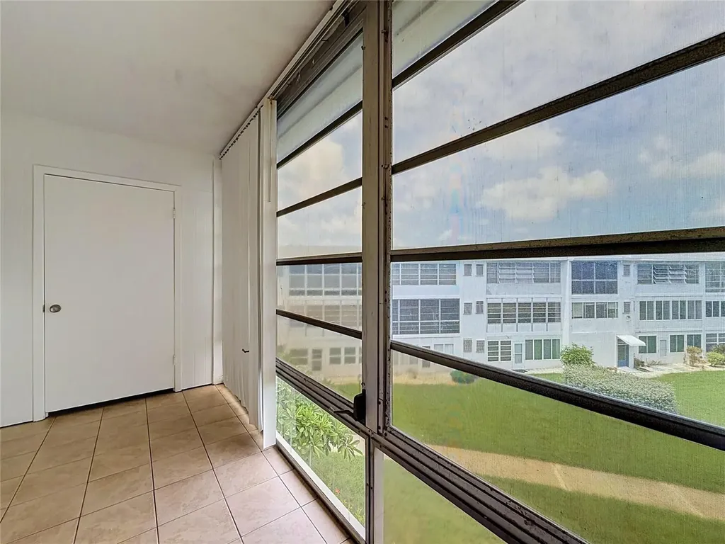 8101 113th Street Seminole FL 33772