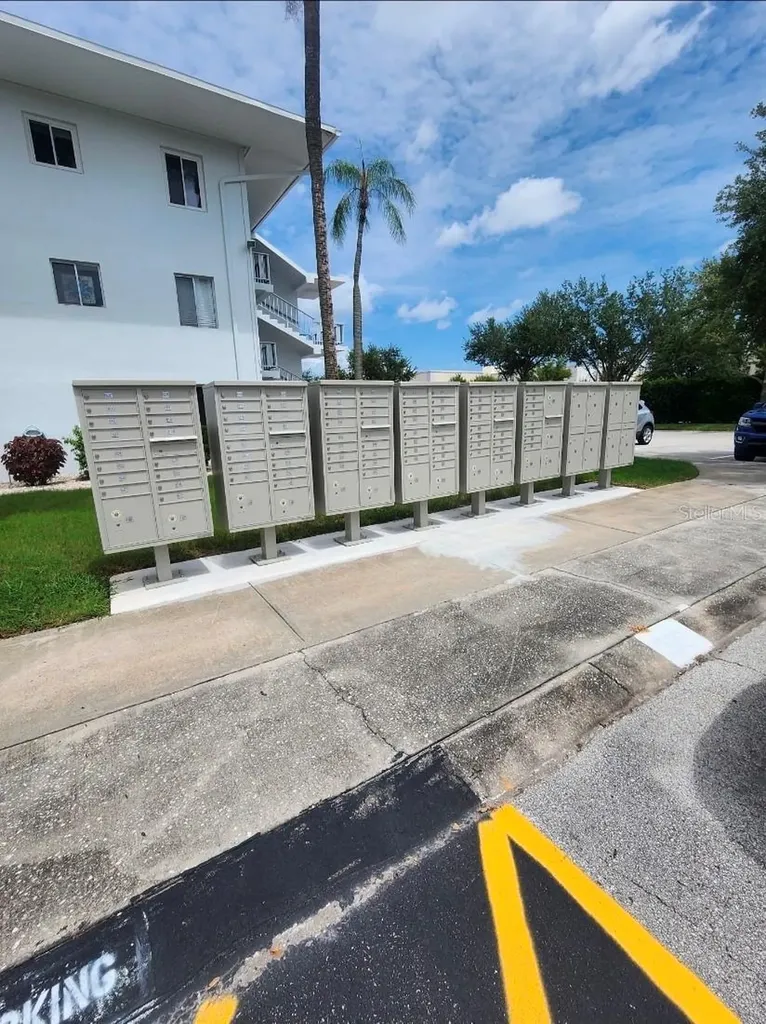 8101 113th Street Seminole FL 33772