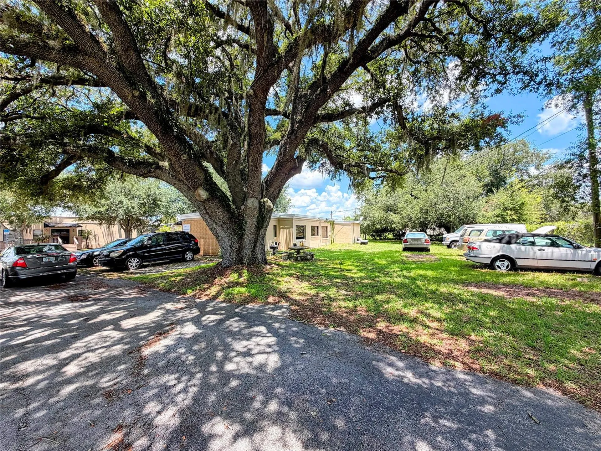2290 E 92 Highway Plant City FL 33563