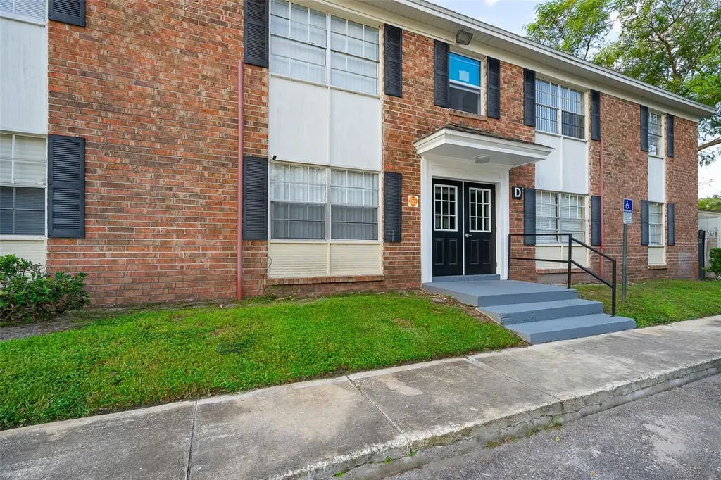5325 Curry Ford Road Orlando FL 32812