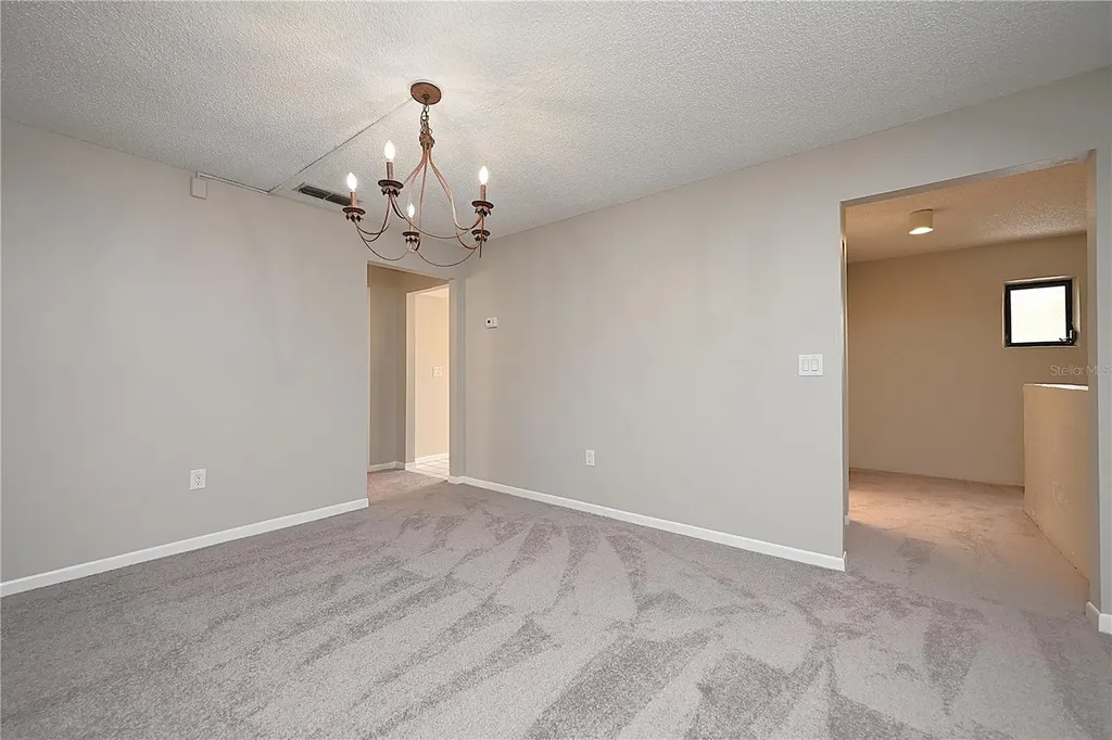 1808 Village Court Mulberry FL 33860