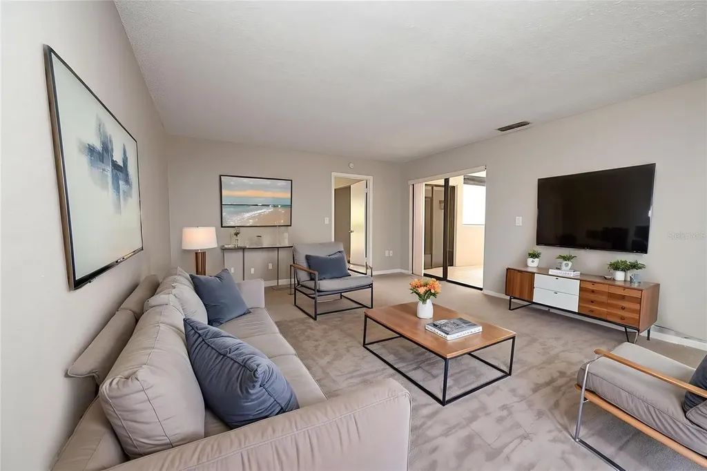 1808 Village Court Mulberry FL 33860