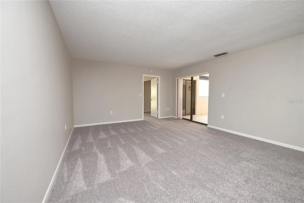 1808 Village Court Mulberry FL 33860