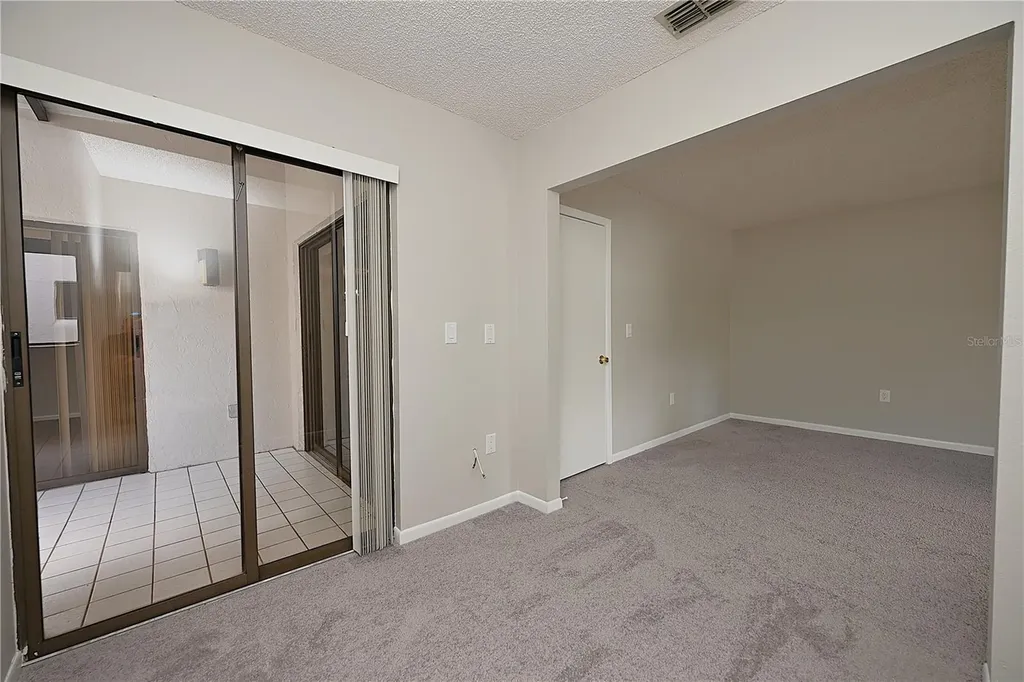 1808 Village Court Mulberry FL 33860