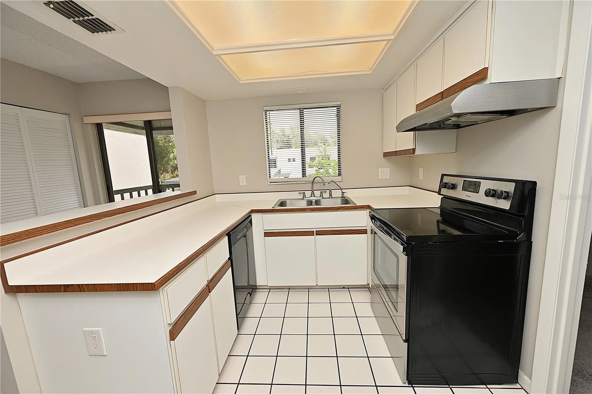 1808 Village Court Mulberry FL 33860