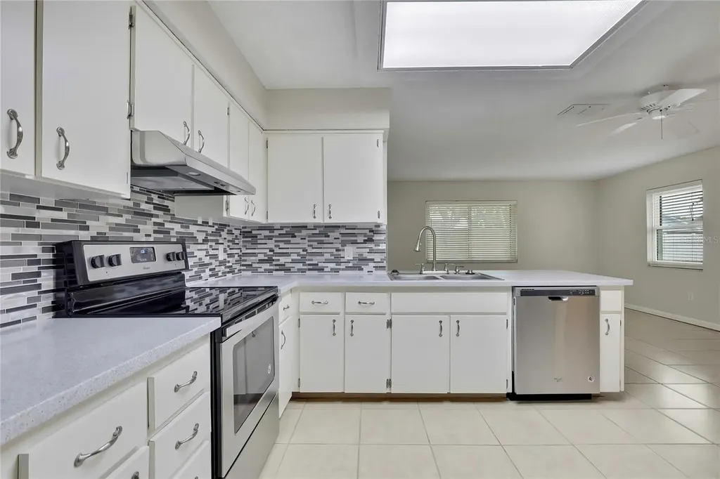 9279 Pickens Street Spring Hill FL 34608