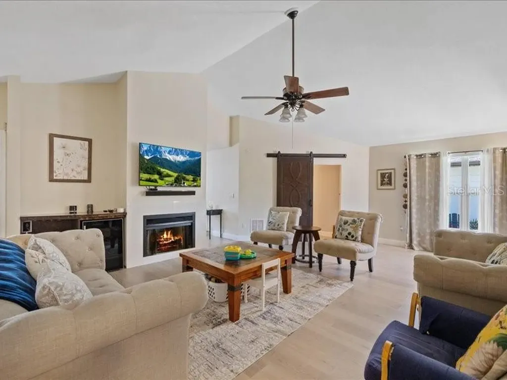 10903 Landon Lane Tampa FL 33635