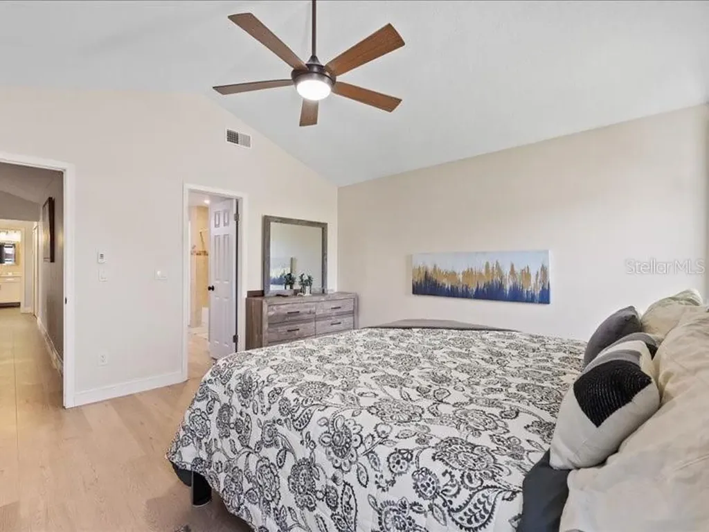 10903 Landon Lane Tampa FL 33635