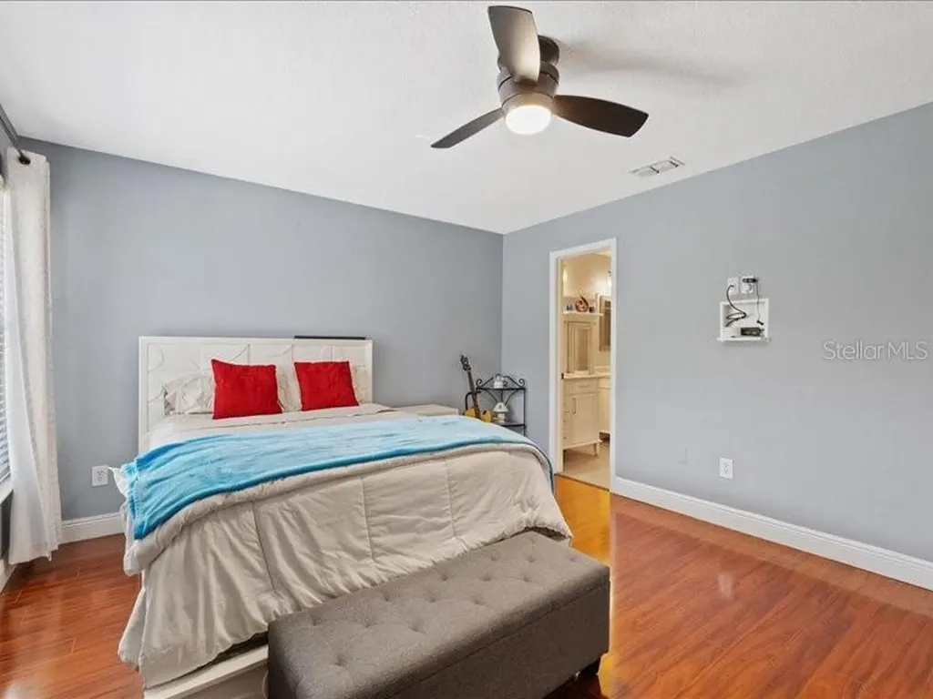 10903 Landon Lane Tampa FL 33635