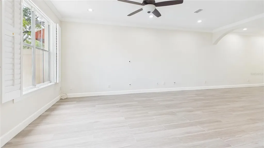 505 S Tampania Avenue Tampa FL 33609