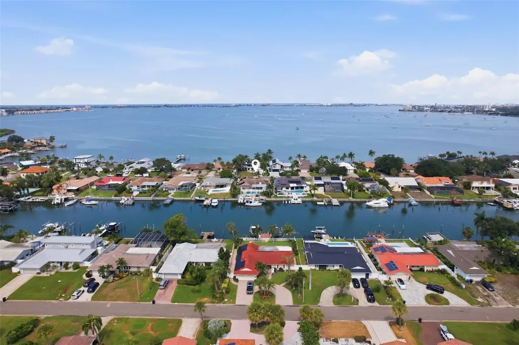 4424 45th Street S St Petersburg FL 33711
