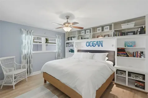 4424 45th Street S St Petersburg FL 33711