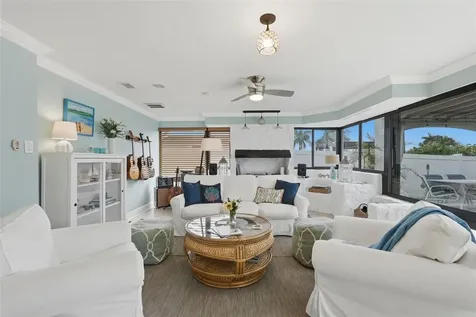 4424 45th Street S St Petersburg FL 33711