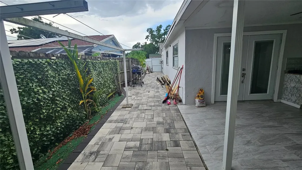 3502 Libby Loop Tampa FL 33619