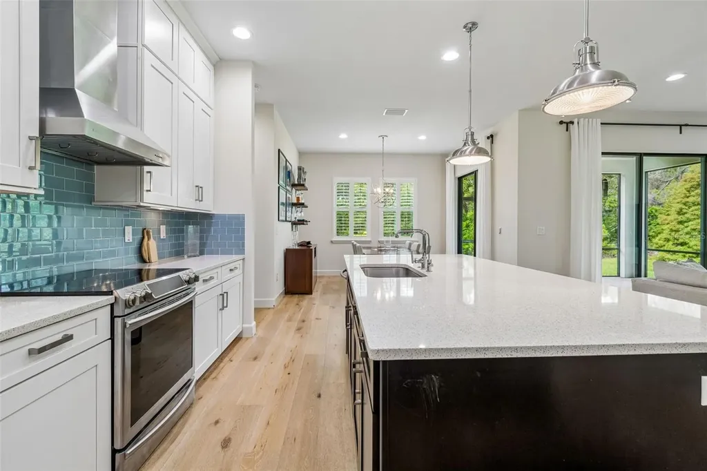 7872 Marsh Pointe Drive Tampa FL 33635
