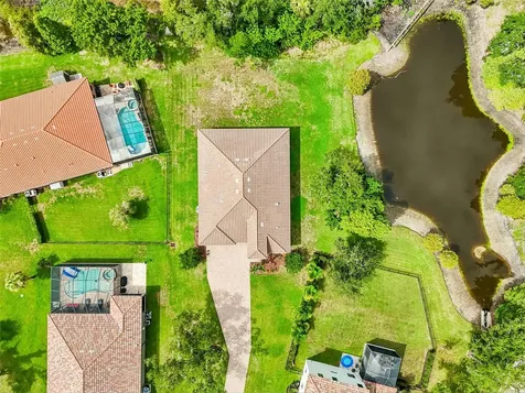 7872 Marsh Pointe Drive Tampa FL 33635