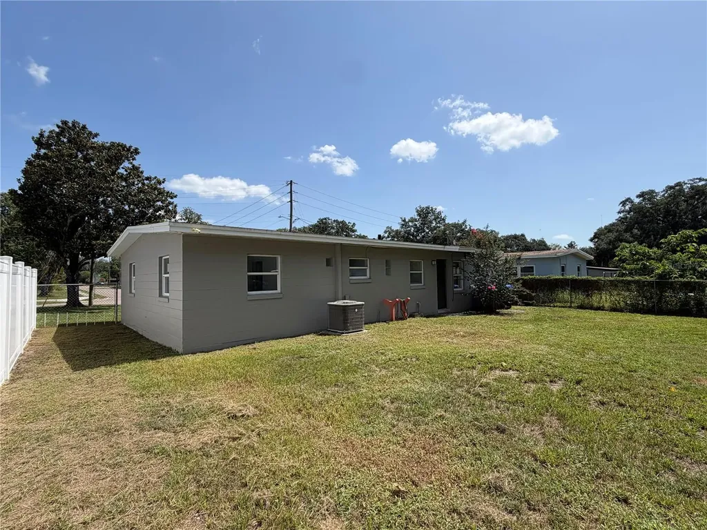 3126 Kelvington Drive Orlando FL 32810