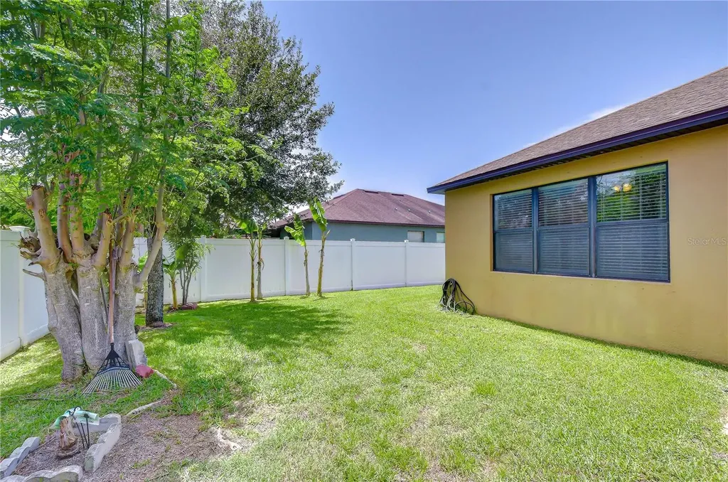 8443 White Poplar Drive Riverview FL 33578