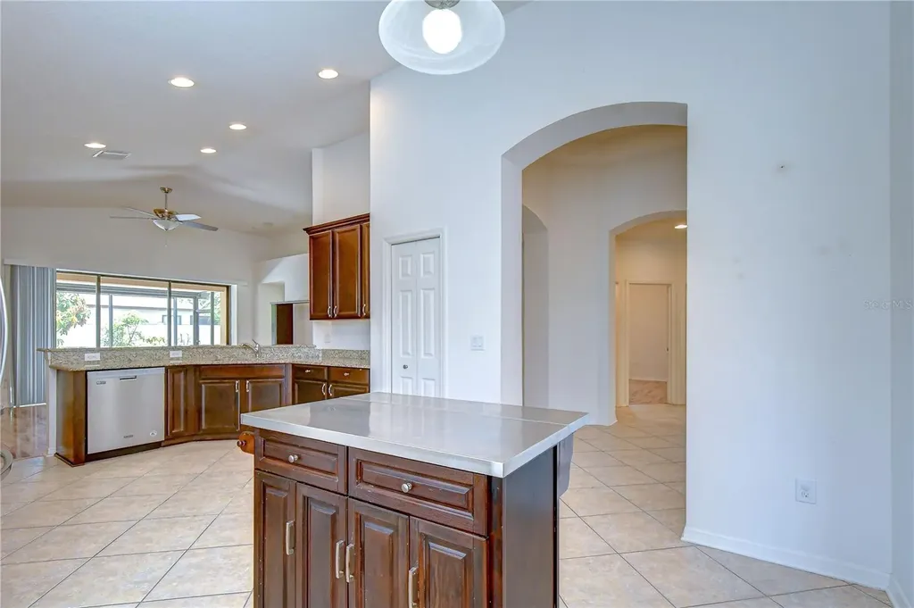 8443 White Poplar Drive Riverview FL 33578
