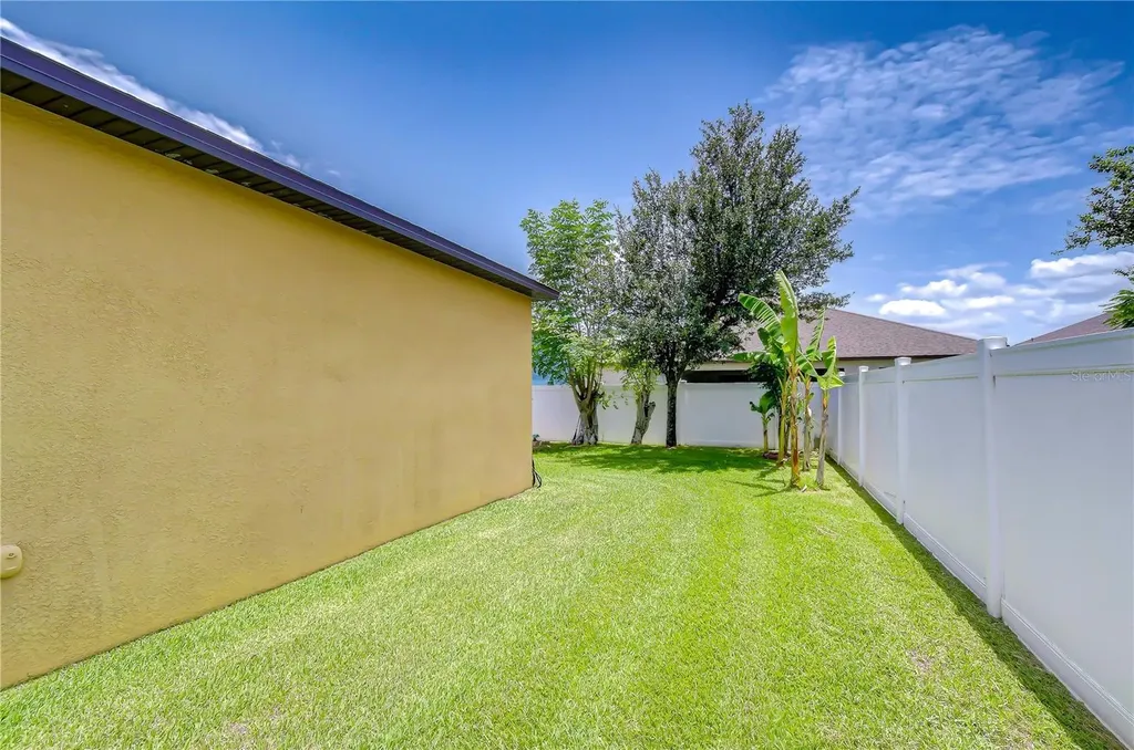 8443 White Poplar Drive Riverview FL 33578