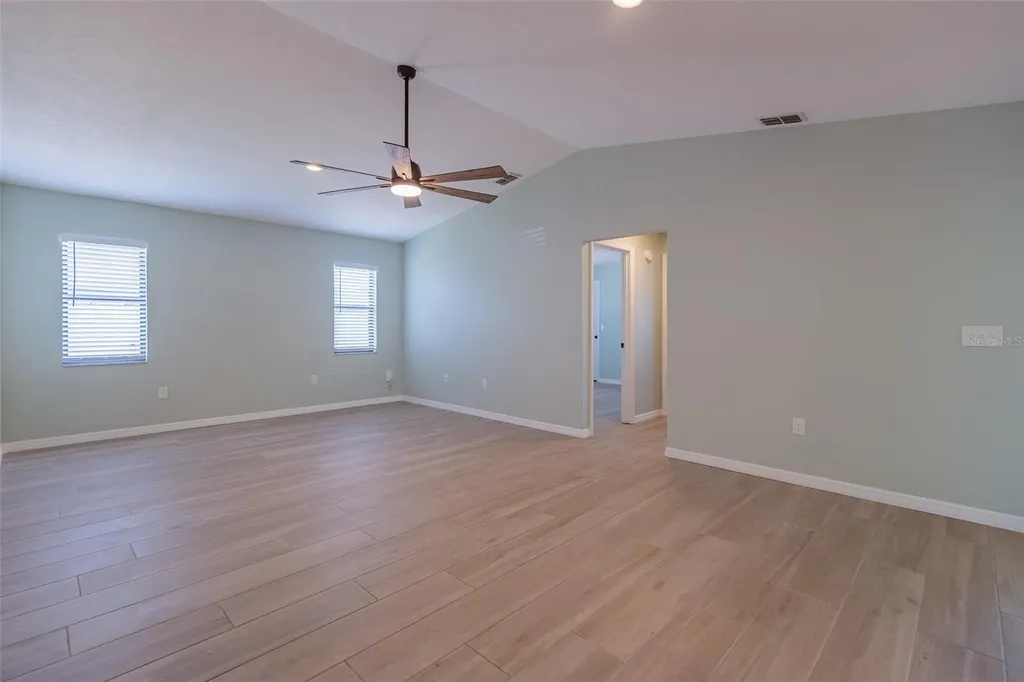 4005 17th Avenue W Bradenton FL 34205