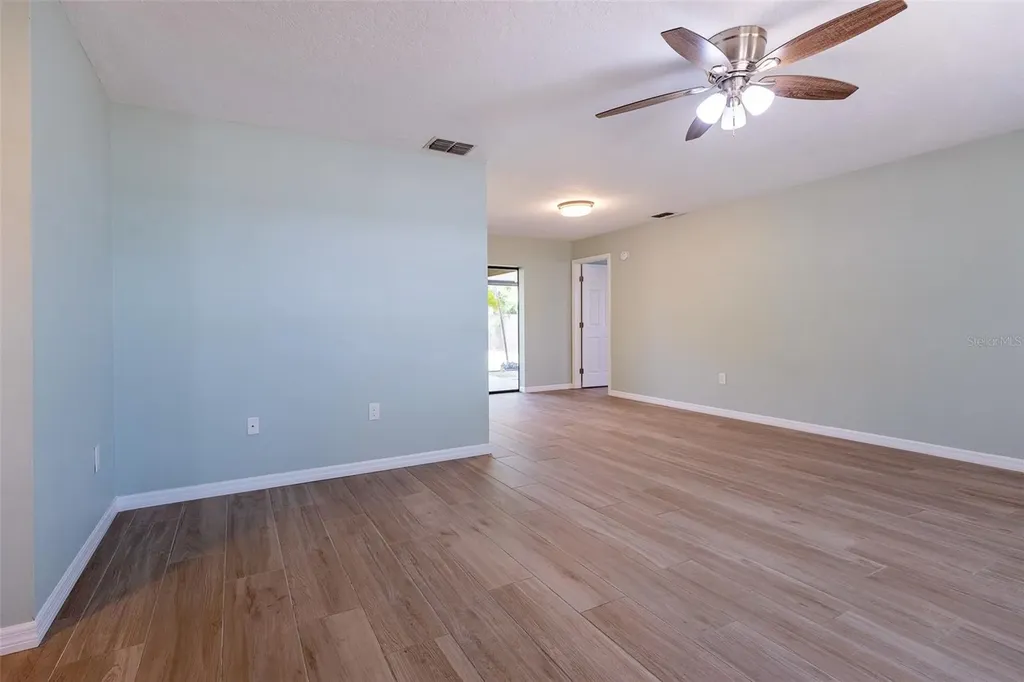 4005 17th Avenue W Bradenton FL 34205