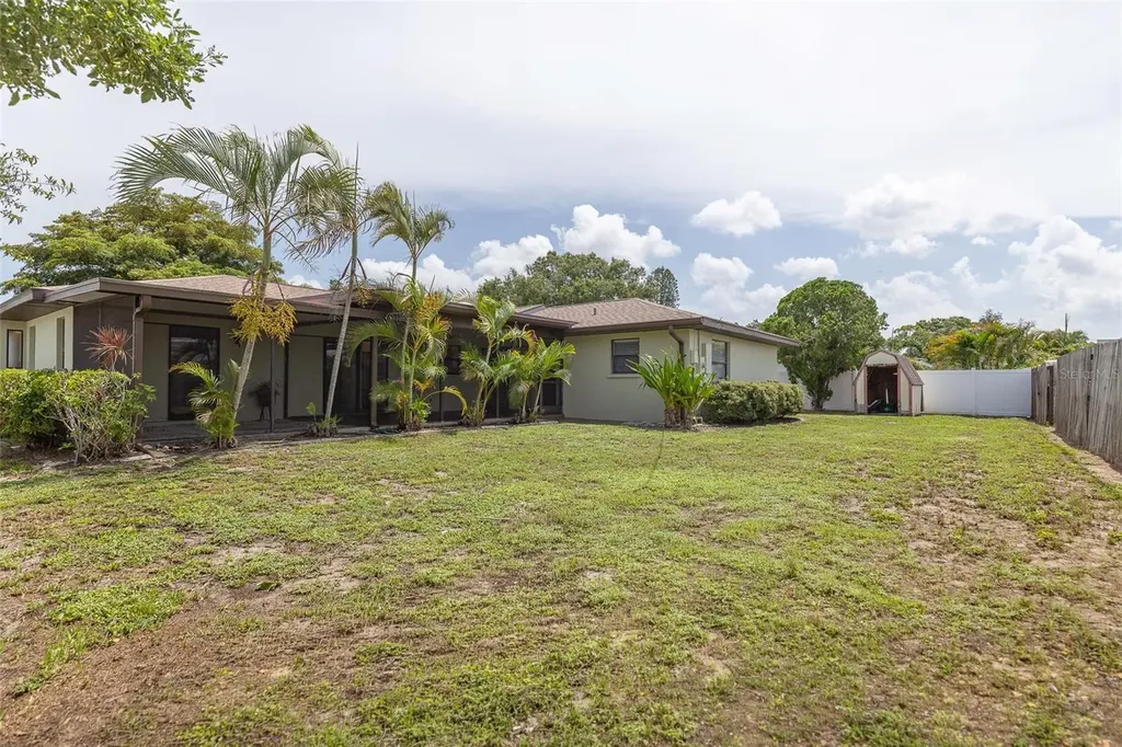 4005 17th Avenue W Bradenton FL 34205