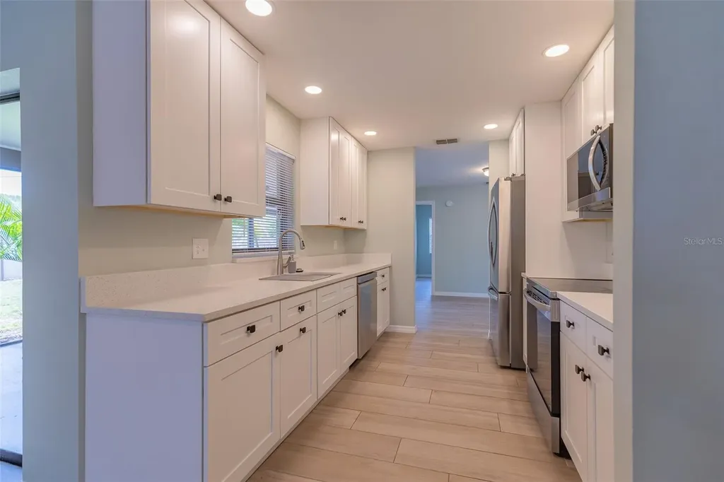 4005 17th Avenue W Bradenton FL 34205