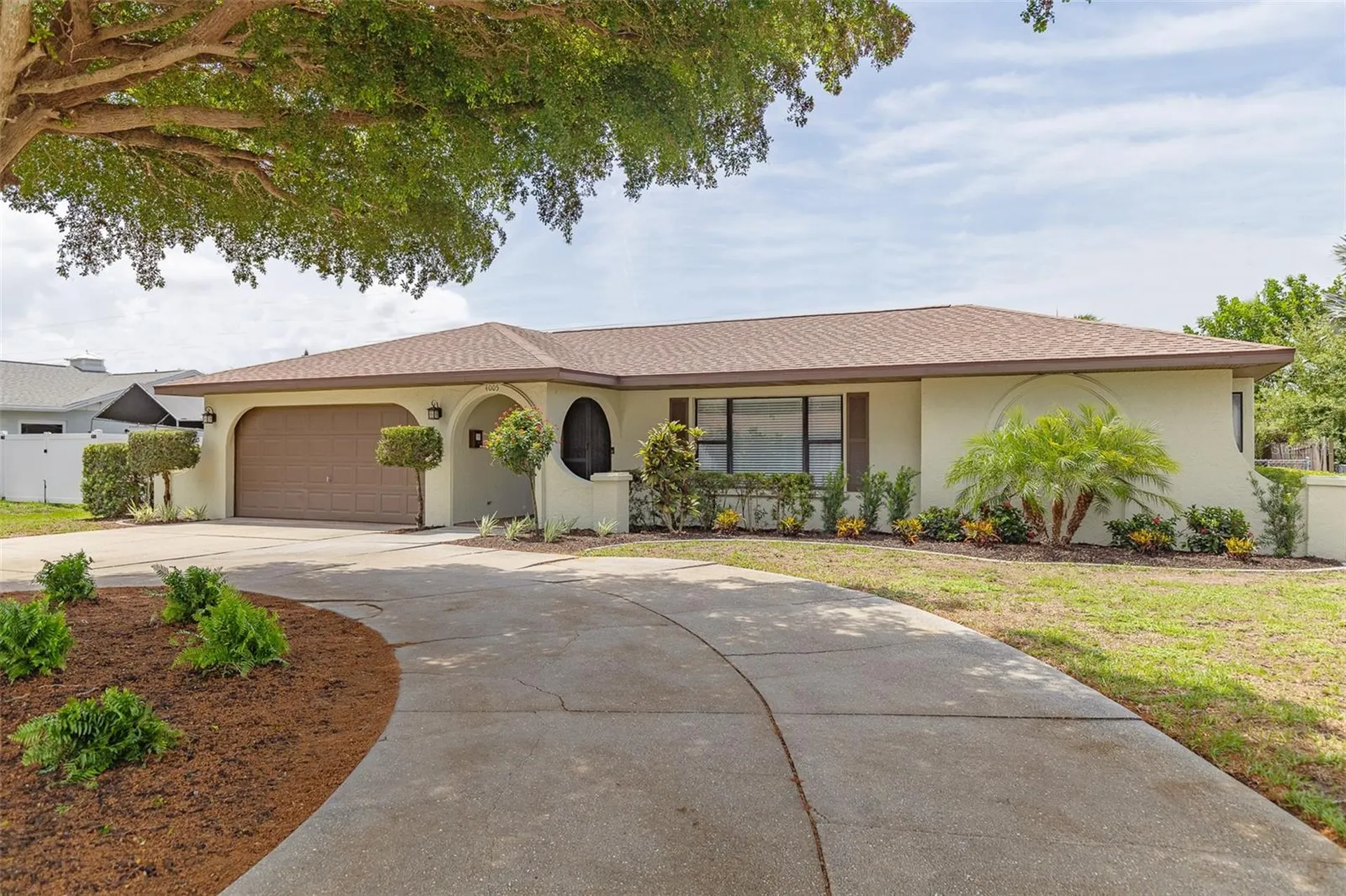 4005 17th Avenue W Bradenton FL 34205