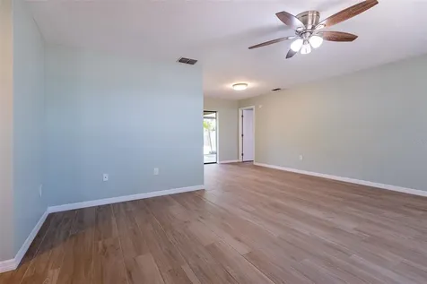 4005 17th Avenue W Bradenton FL 34205