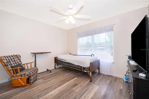 1360 Cottage Circle Tavares FL 32778