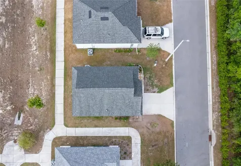 1360 Cottage Circle Tavares FL 32778