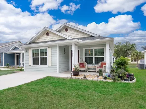 1360 Cottage Circle Tavares FL 32778