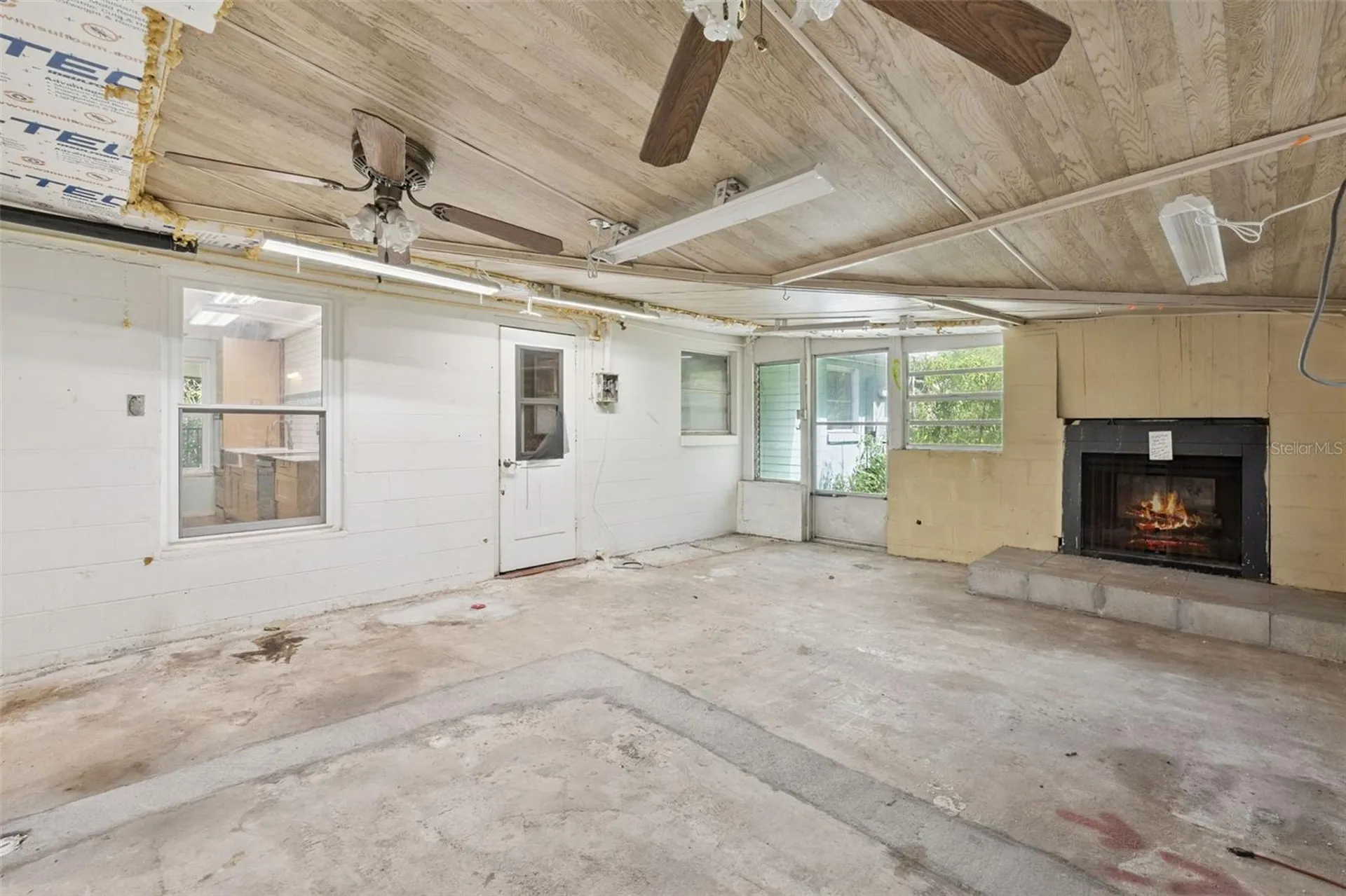 1730 Neptune Road Kissimmee FL 34744