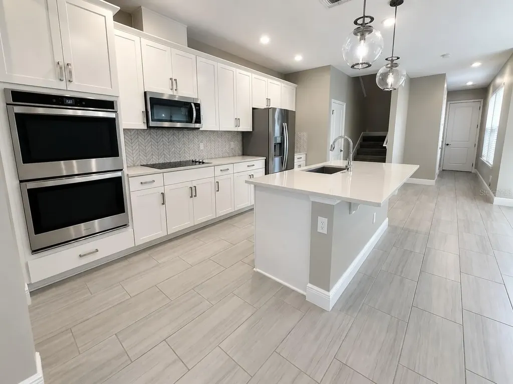 7248 Carrickbend Lane Orlando FL 32819