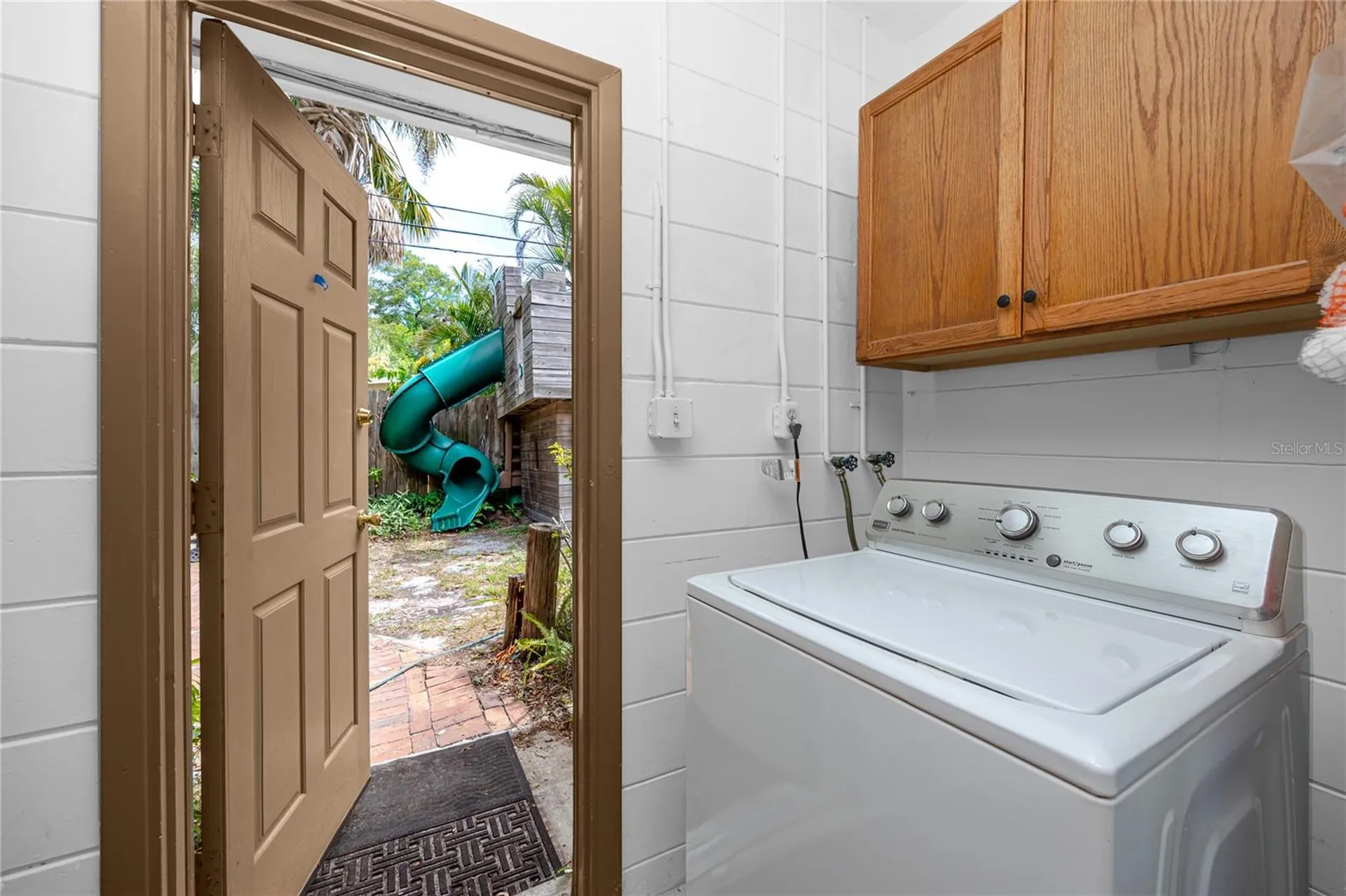 8161 22nd Avenue N St Petersburg FL 33710