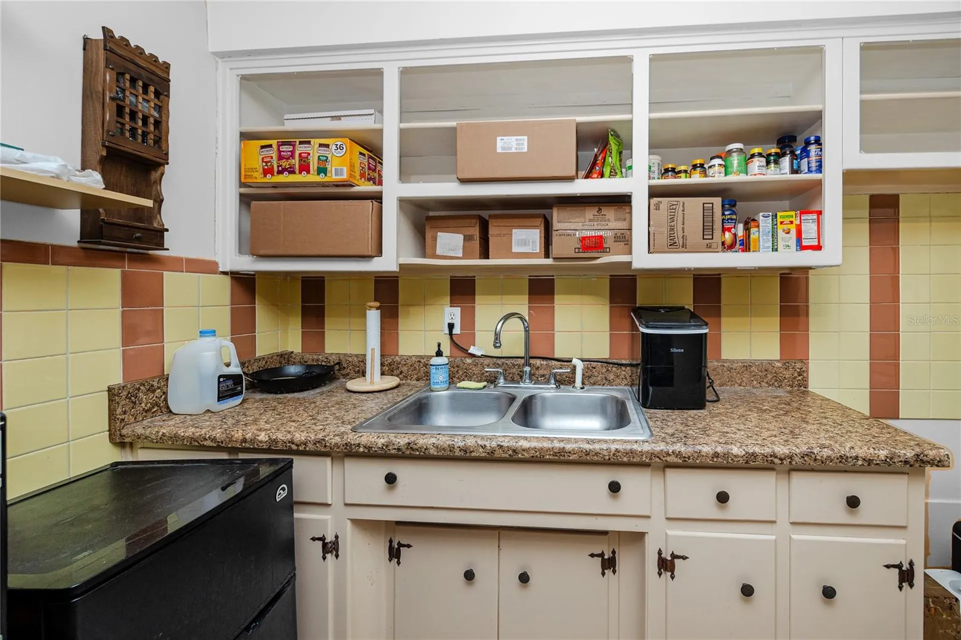 8161 22nd Avenue N St Petersburg FL 33710