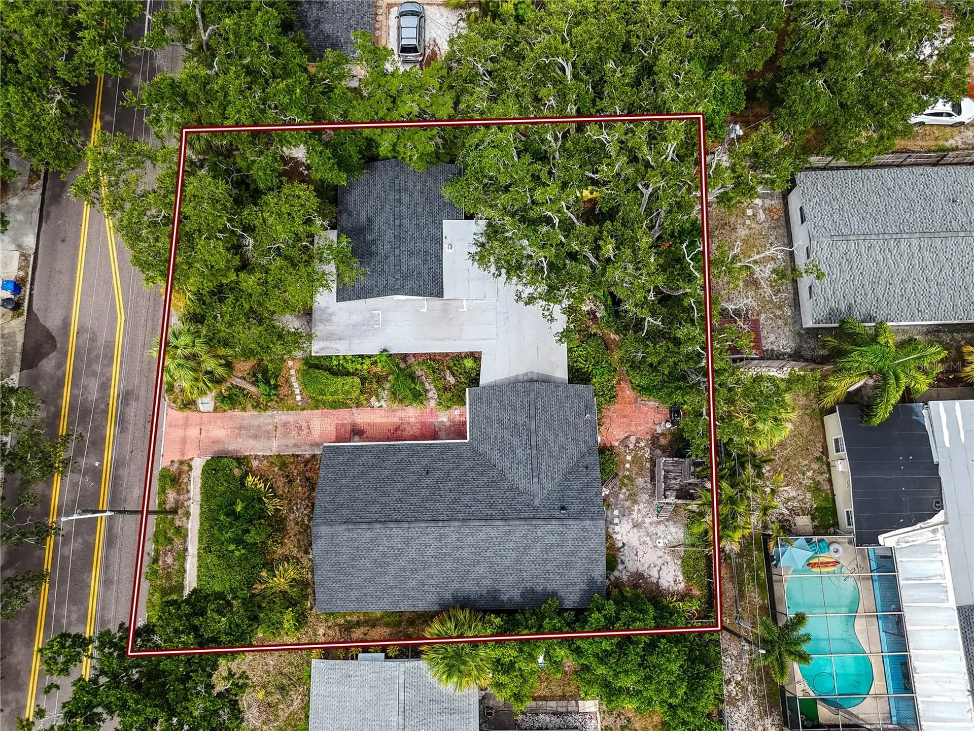 8161 22nd Avenue N St Petersburg FL 33710