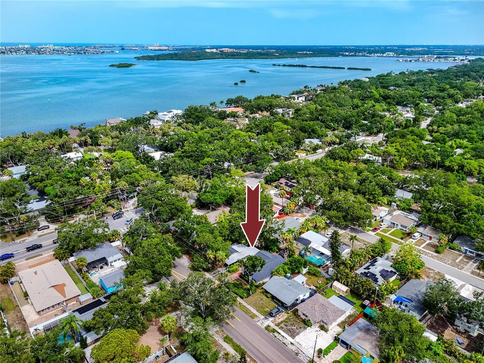 8161 22nd Avenue N St Petersburg FL 33710