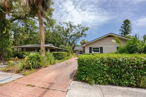 8161 22nd Avenue N St Petersburg FL 33710