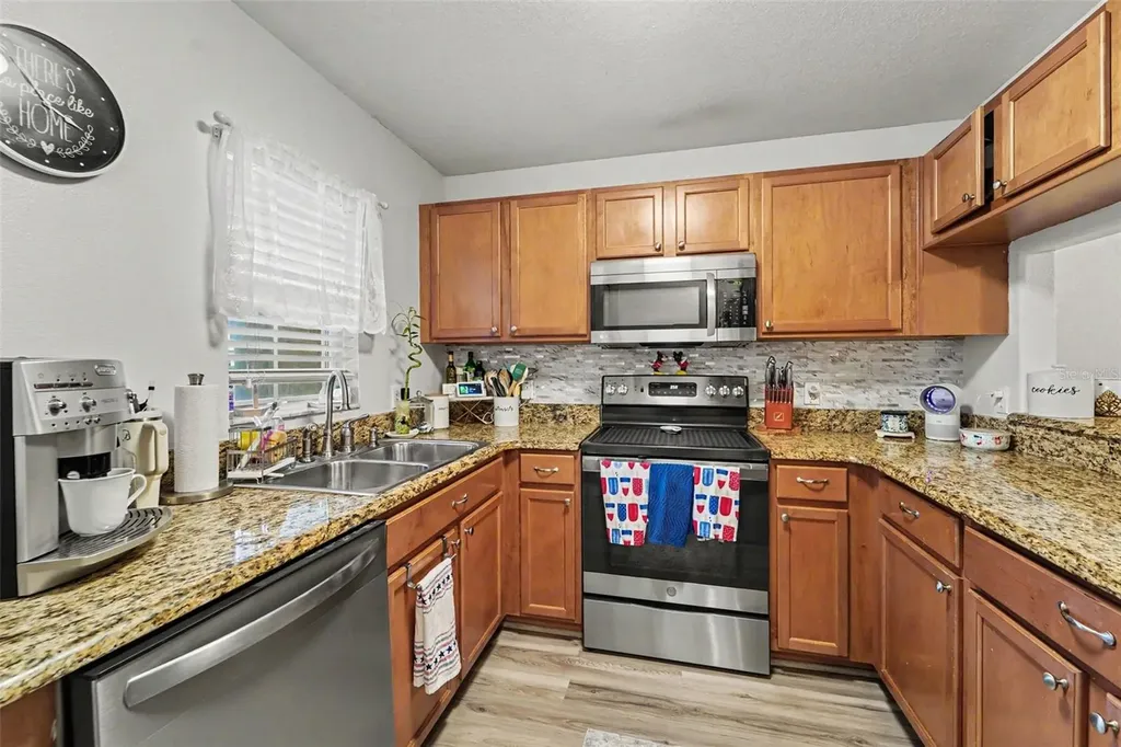 6255 Timberly Lane Zephyrhills FL 33542