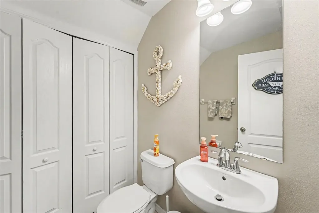 6255 Timberly Lane Zephyrhills FL 33542