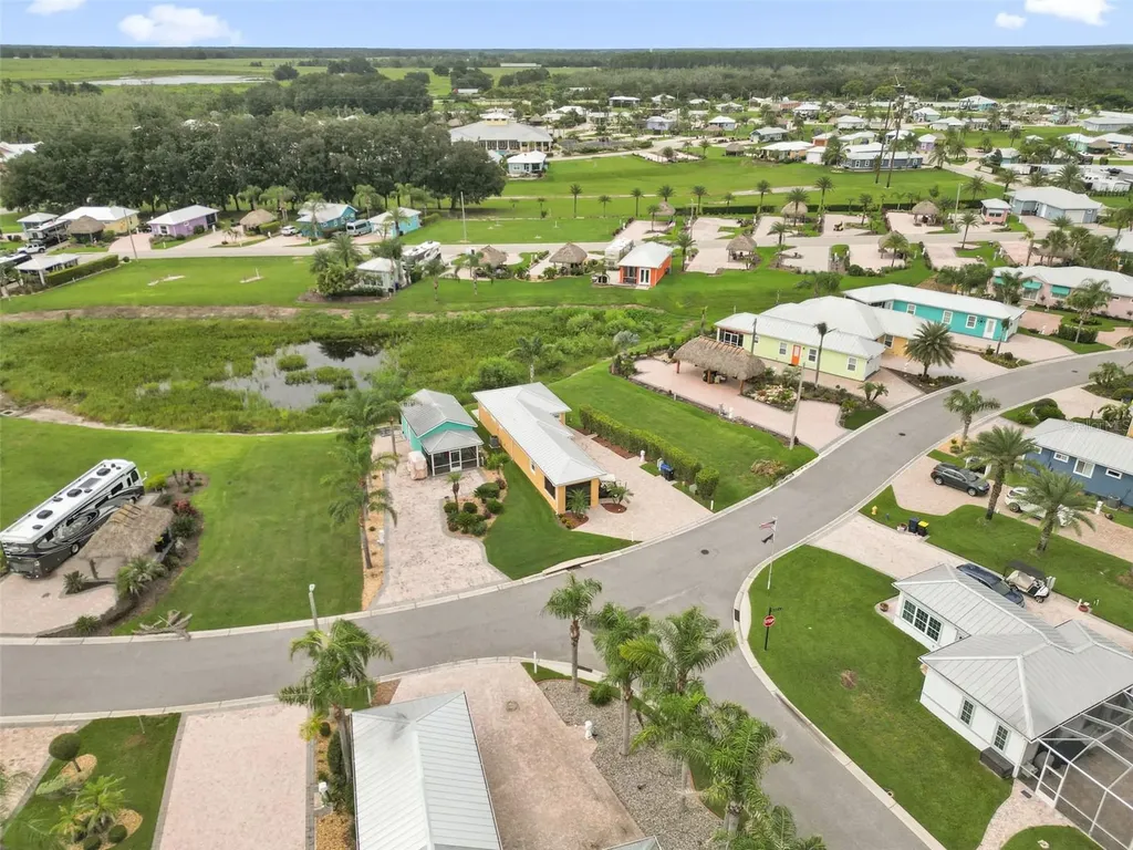 3261 Fish Hawk Drive Polk City FL 33868