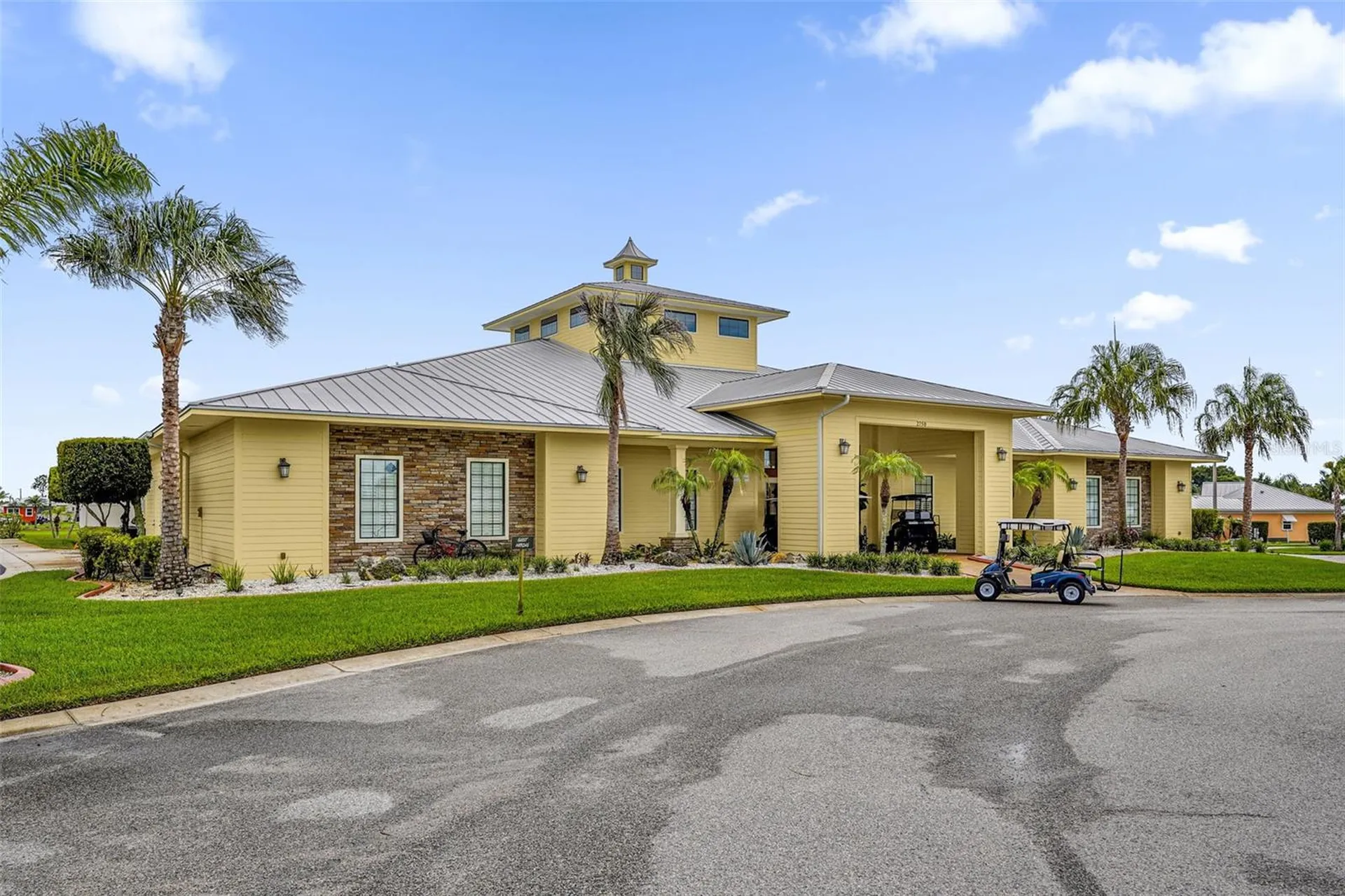 3261 Fish Hawk Drive Polk City FL 33868